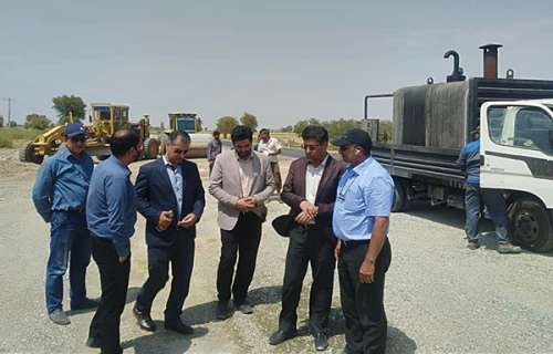 آغاز عملیات اجرایی آسفالت قطعه اول بزرگراه جیرفت – فاریاب – زیارتعلی